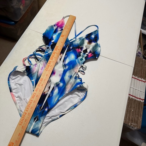 Milly Veracruz One Piece Swimsuit Side Cutouts Blue Abstract Print Large G - Picture 10 of 11